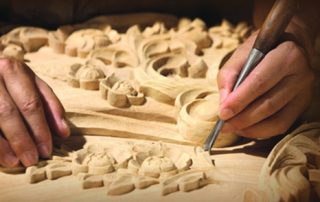 自家工艺匠心，直接与木门厂家合作，拥抱个性化定制