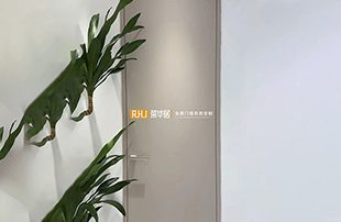 爱马仕设计师私宅曝光！装上框扇同色铝木门秒变“铂金包”